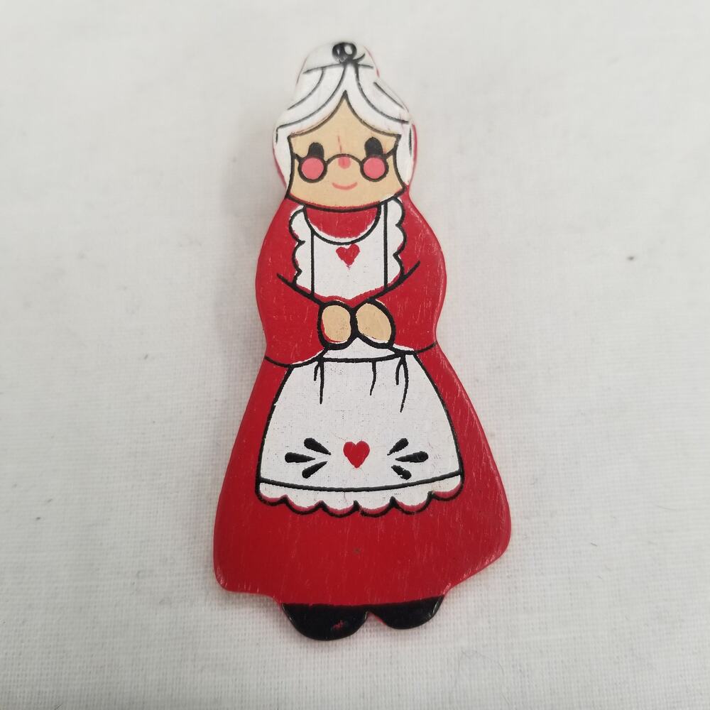Vintage Wooden Granny Pin Red Dress Apron Brooch Costume Jewelry